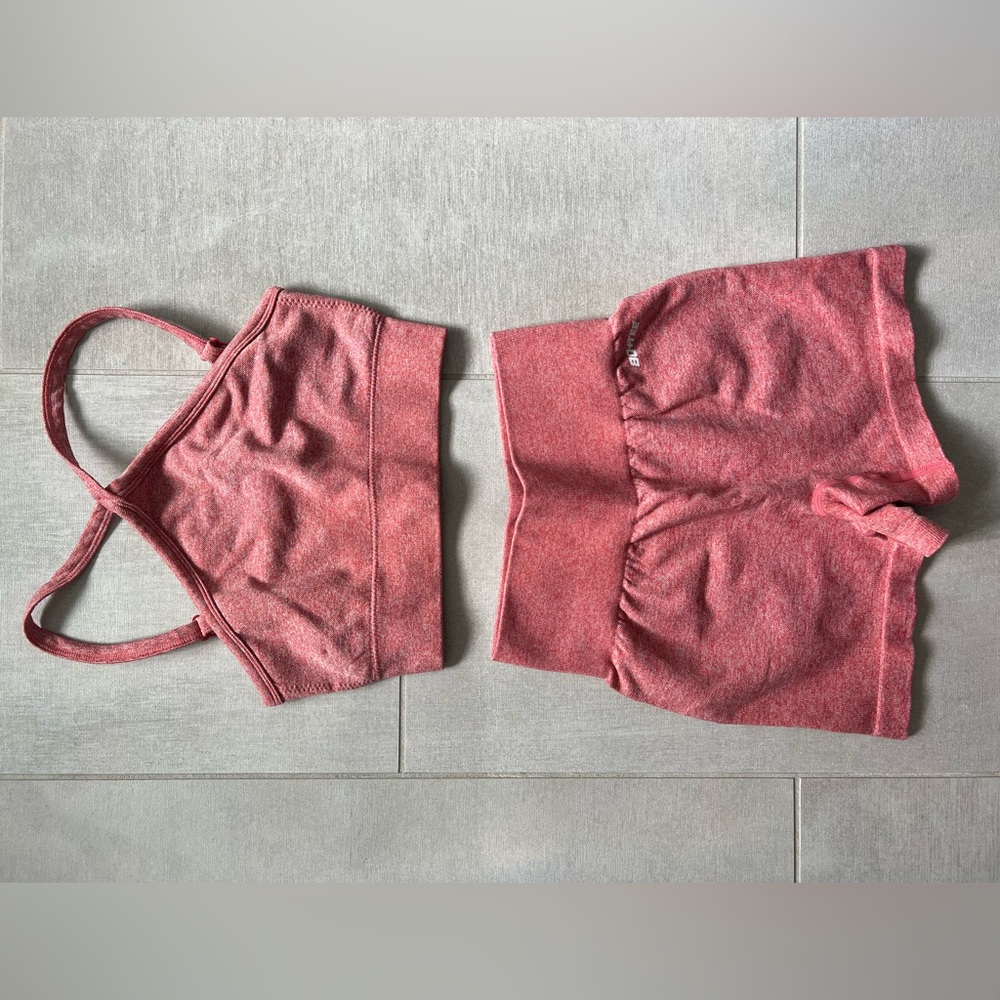 Burnt pink Bo+Tee workout set